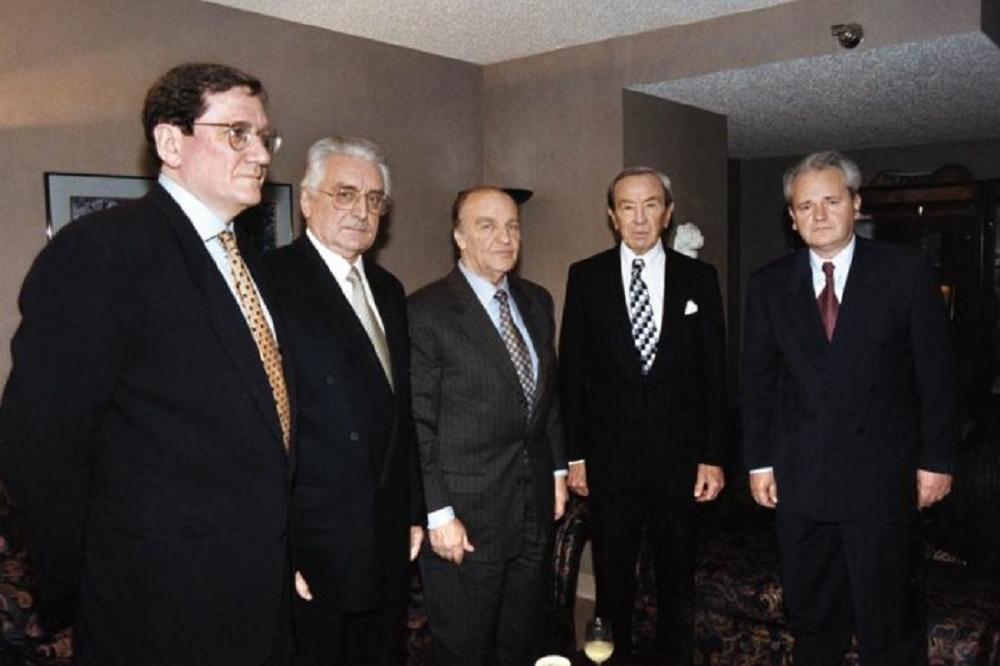 SA SLOBOM SE OPIJAO I NADGORNJAVAO, A SRBE JE MRZEO! Procurila PRAVA ISTINA o Holbruku i kako je vladao Balkanom