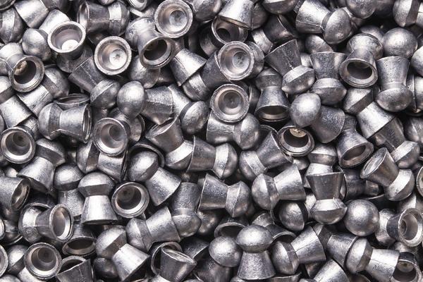 IZLAGANJE OVOJ MATERIJI OD DECE STVARA UBICE! Kada odrastu u OVAKVOM OKRUŽENJU, njihova budućnost postaje NASILJE