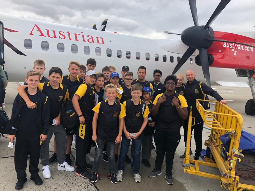 Dečaci iz vaterpolo kluba Duizburg