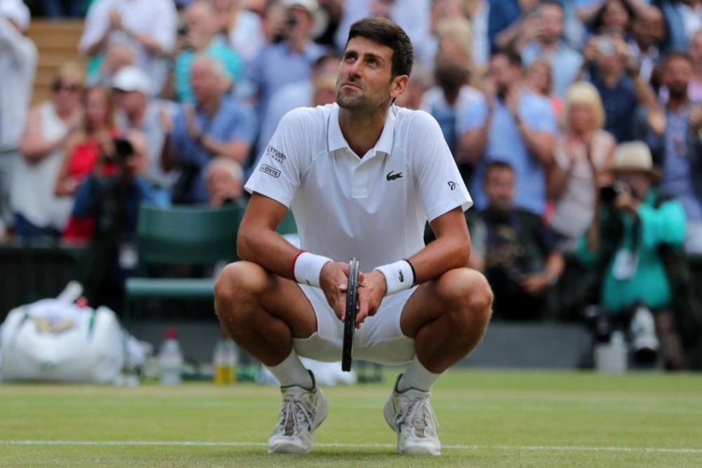 ĐOKOVIĆ JE ODMAH POKUPIO SVOJE STVARI I OTIŠAO: Evo gde se sada nalazi šampion Vimbldona!