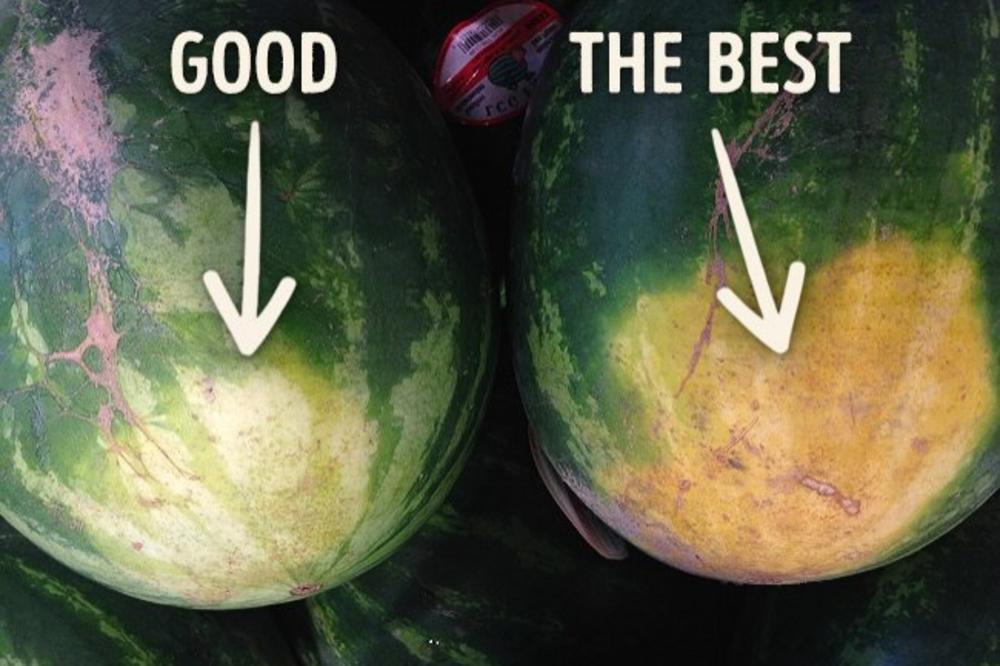 KAKO DA PREPOZNATE KOJA JE LUBENICA SLAĐA? Pet POKAZATELJA da je zrela i ukusna, a ima i fora s peteljkom (FOTO)