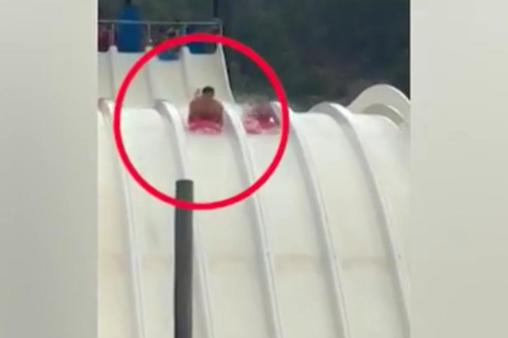 NAJSTRAŠNIJA NESREĆA U AKVAPARKU: Zbog spuštanja niz tobogan mladić više neće moći da hoda! (VIDEO)