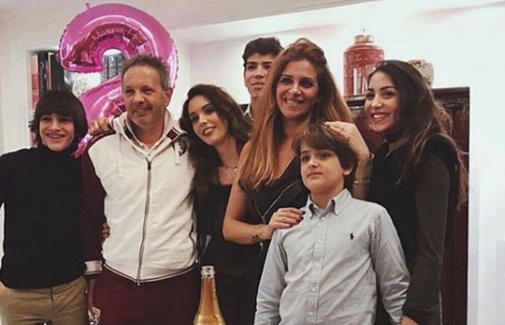 Siniša Mihajlović sa porodicom 