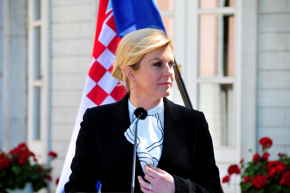 KOLINDA ŽALI ŠTO SE ĆIRILICA VRAĆA U VUKOVAR! Hrvatska predsednica odluku Ustavnog suda nazvala NEPRAVDOM