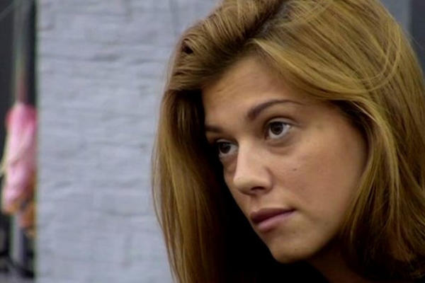 SVE NAS TAKO ZABOLE KU*AC ZA TVOJE MIŠLJENJE: Kija napisala JOŠ JEDAN ROMAN! Niko ne zna šta je pisac hteo da kaže