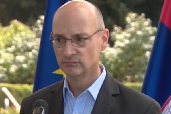 OVO JE KAO VOŽNJA BICIKLE, MOŽEMO DA PADNEMO! Ambasador o pretnjama koje nam STIŽU IZ PRIŠTINE