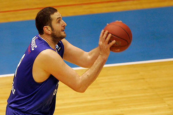 Srpska košarka zavijena u crno: Preminuo Dragan Labović