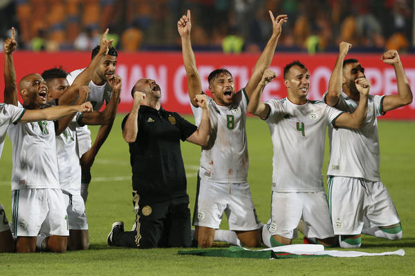 ALŽIR VLADA AFRIKOM: Dosadno finale rešeno jednim šutem, a pogledajte zašto je slavio i Pariz!