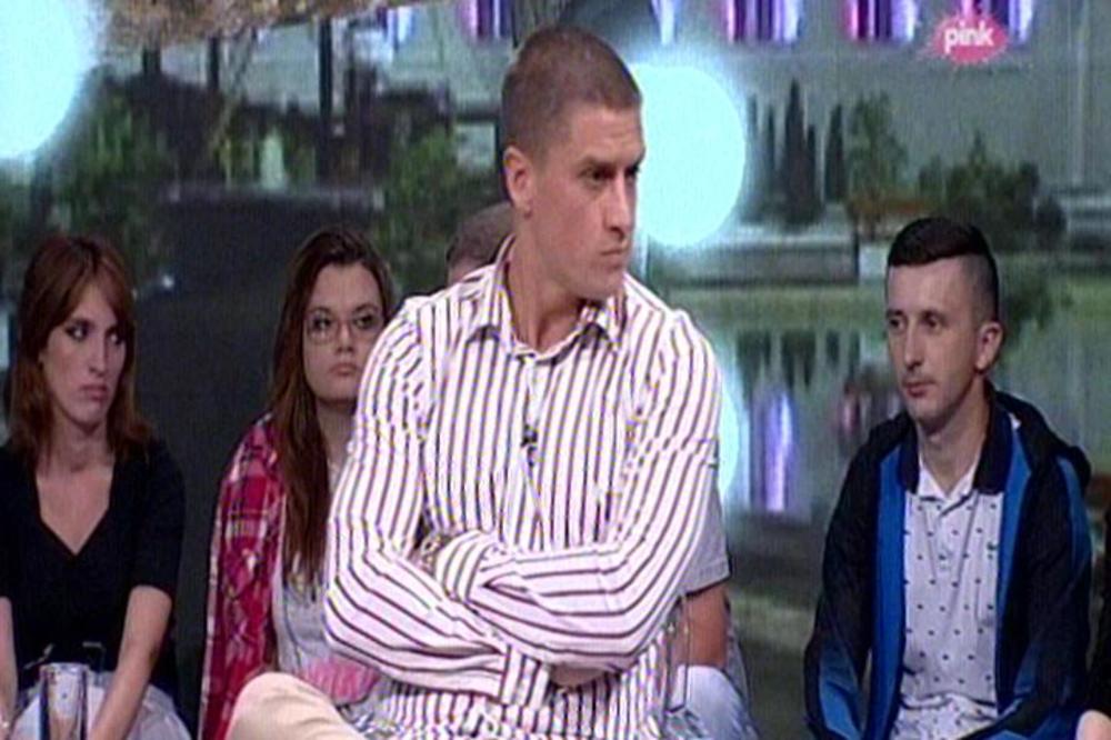 DAVID SKOČIO NA LEPOG MIĆU ZBOG KIJE: Auuu, kakve OPTUŽBE na njen račun su pale!