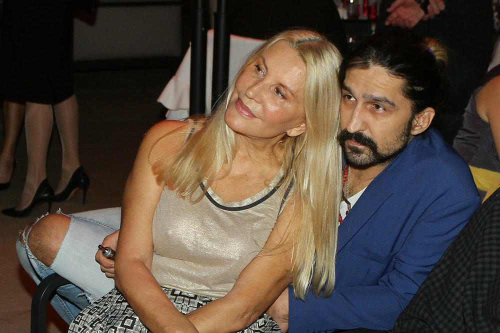 KAKO ŽIVI OD OVOGA? Cifra koju zarađuje 35 godina mlađi muž Verice Rakočević će vas ŠOKIRATI: Čoveče, nije realno