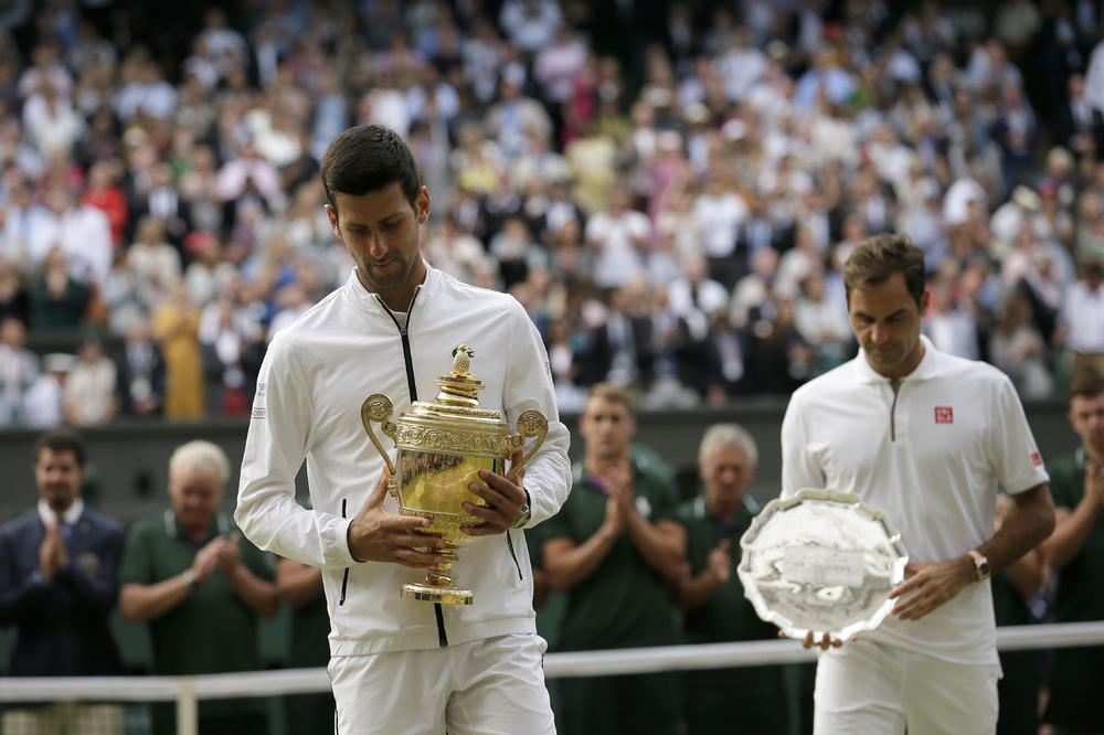 NIKADA NEĆEMO VOLETI NOVAKA: On je mirođija u Nadalovoj i Federerovoj čorbi - Đoković neće biti heroj van Srbije!