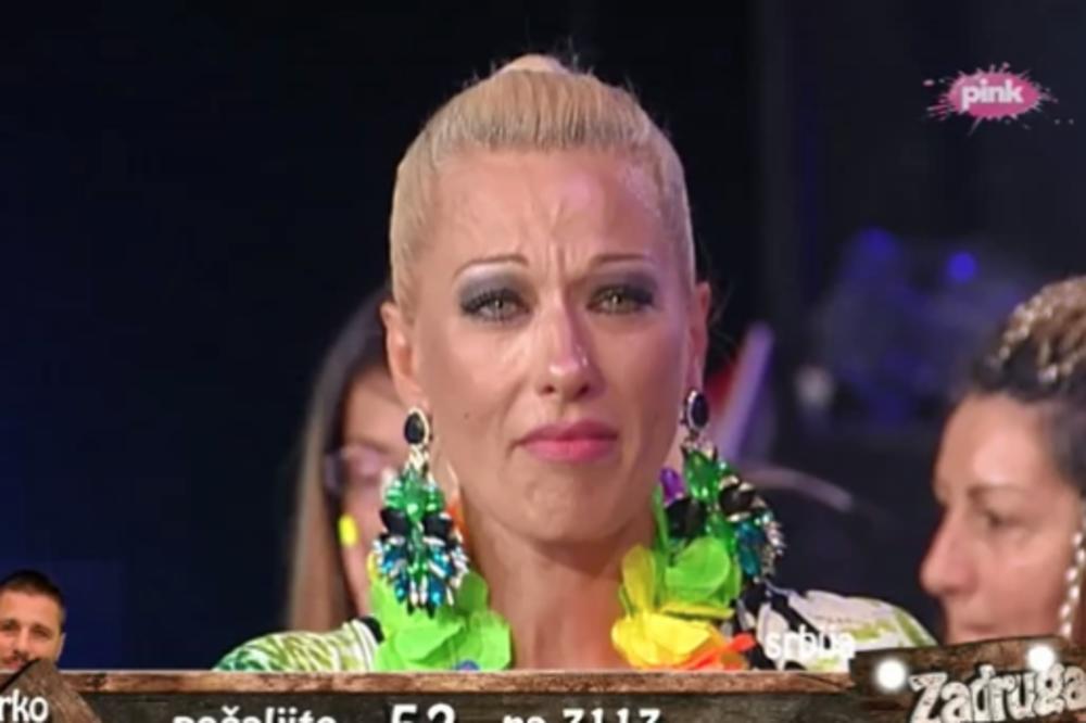 NE ŽELIM DA JE VIDIM! MUKA MI JE OD NJE I MIKIJA: Suzanin sin se oglasio nakon priče da se ONA preselila u Kupinovo