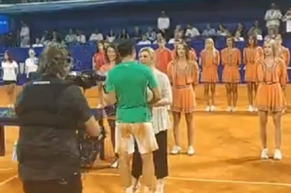 POLJUBAC KOLINDE I LAJOVIĆA O KOM PRIČA CEO BALKAN: Predsednica Hrvatske zgrabila srpskog tenisera!