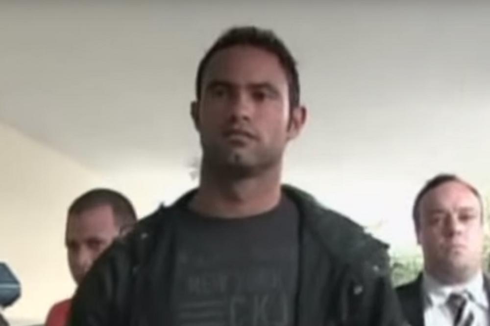 RASKOMADAO DEVOJKU ZBOG NOVCA I DELOVE TELA BACIO PSIMA: Fudbaler dobio samo kućni pritvor za brutalno ubistvo!