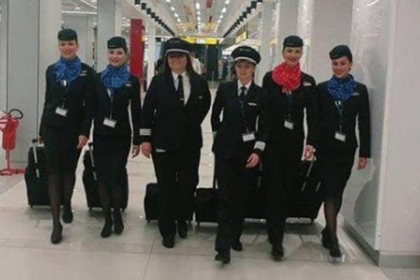 OVO SE DEŠAVA PRVI PUT U ISTORIJI SRBIJE: Na letu za Pariz desilo se nešto TOTALNO NEOČEKIVANO (FOTO)