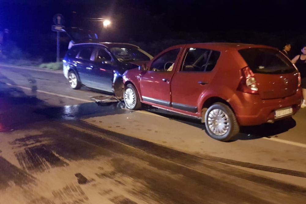 VOZAČ IZ BEOGRADA PREŠAO U SUPROTAN SMER, BIO JE PIJAN! Kod Smedereva je napravio KARAMBOL! (FOTO)