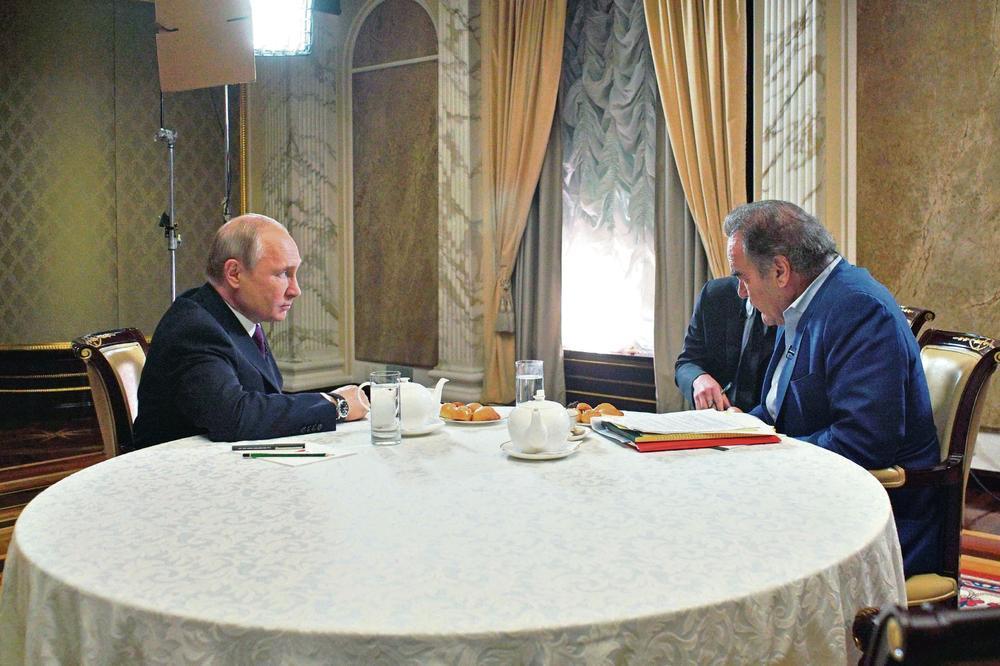 AMERIČKI REDITELJ PITAO PUTINA DA BUDE KUM NJEGOVOJ ĆERKI! Kada mu je RUS postavio USLOV, ovaj ga je ZALEPIO