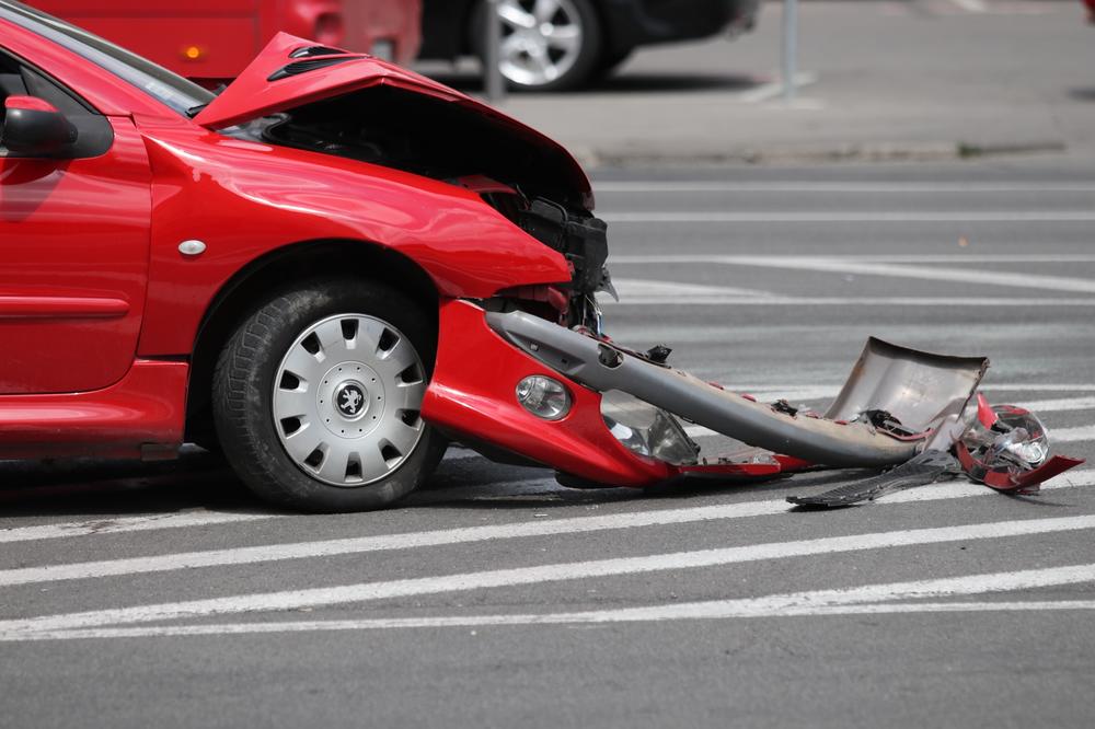 KARAMBOL ISPRED SKUPŠTINE! Udes u centru Beograda, svuda okolo je SRČA! (FOTO)
