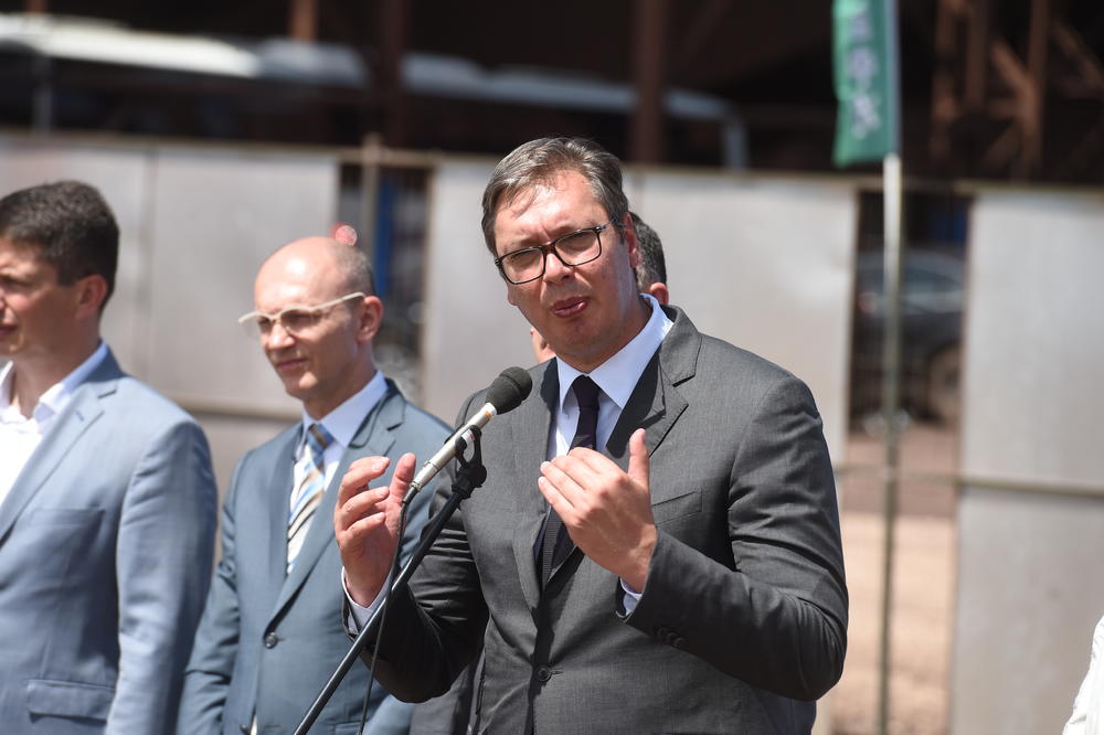 ZABORAVITE FILM O DUGIM CEVIMA I NASILJU, MENE NEĆE DA TUKU! Vučić odgovorio na PRETNJE koje dobija