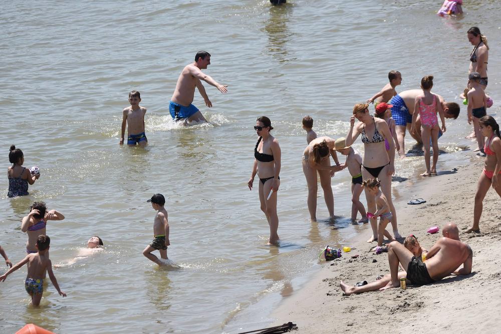 HAOS NA ŠTRANDU, NAPIO SE PA NAPAO SPASIOCE! Ovaj događaj je uznemirio brojne posetioce