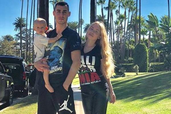 MOJA DUŠA SE CEPA NA KOMADE OD BOLA: Poruka Maksimove supruge posle njegove smrti kida dušu!