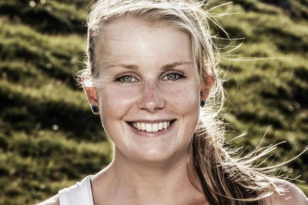 OVU DEVOJKU JE PSIHOPATA OTEO I ZAVEZAO ZA STO: Uspela je da ga ubedi da je pusti, nakon što je izgovorila OVE REČI