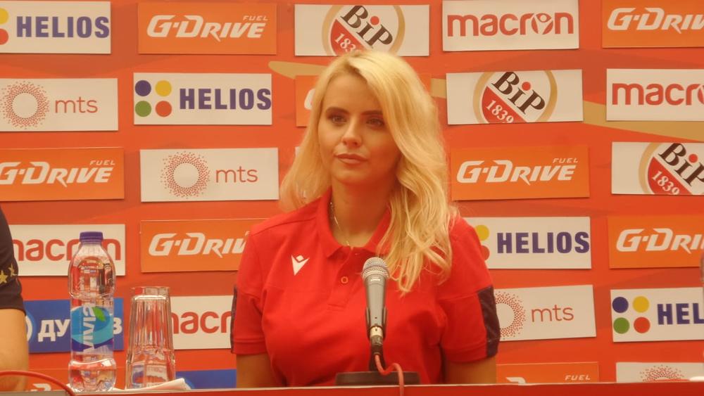 Tatjana Šajković je ovog puta obukla klupsku majicu