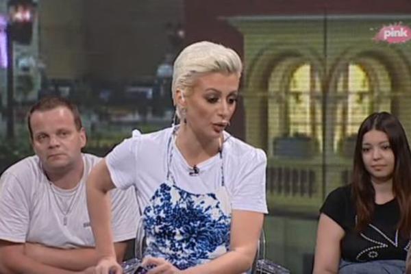 DUŠICA ZAHTEVA OD MARKA I MIĆE DA JOJ PLATE LEKARA: Zbog skandala u emisiji, voditeljka POLUDELA