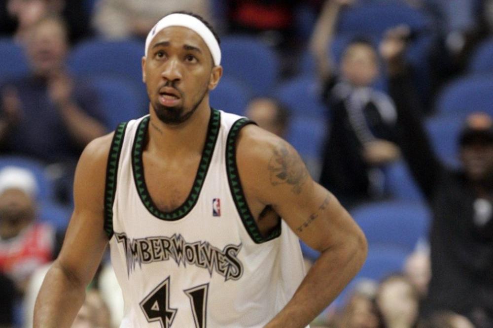 IMAO JE UDES DOK JE MASTURBIRAO: Godinu i po dana kasnije je poginuo  sudaru s vozom! Telo mu je skroz izgorelo