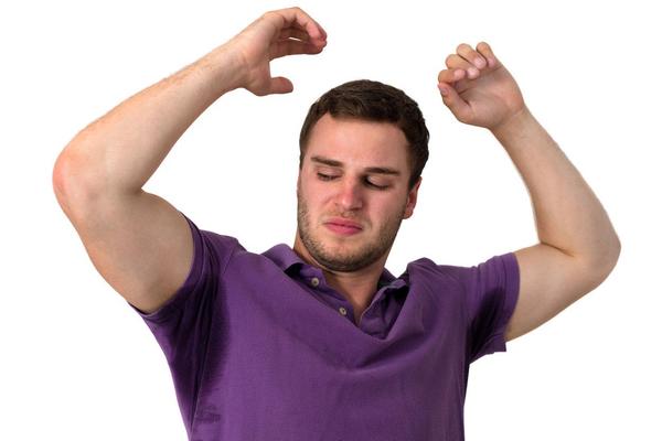 MUČI VAS HIPERHIDROZA? Rešite se neprijatnog prekomernog znojenja na ovaj način!