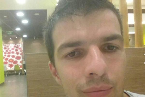 OVO JE DAMIR GULJAŠ, NESREĆNI MLADIĆ ČIJA JE SMRT JE MISTERIJA: Nestao sa površine vode kod Zrenjanina (FOTO)