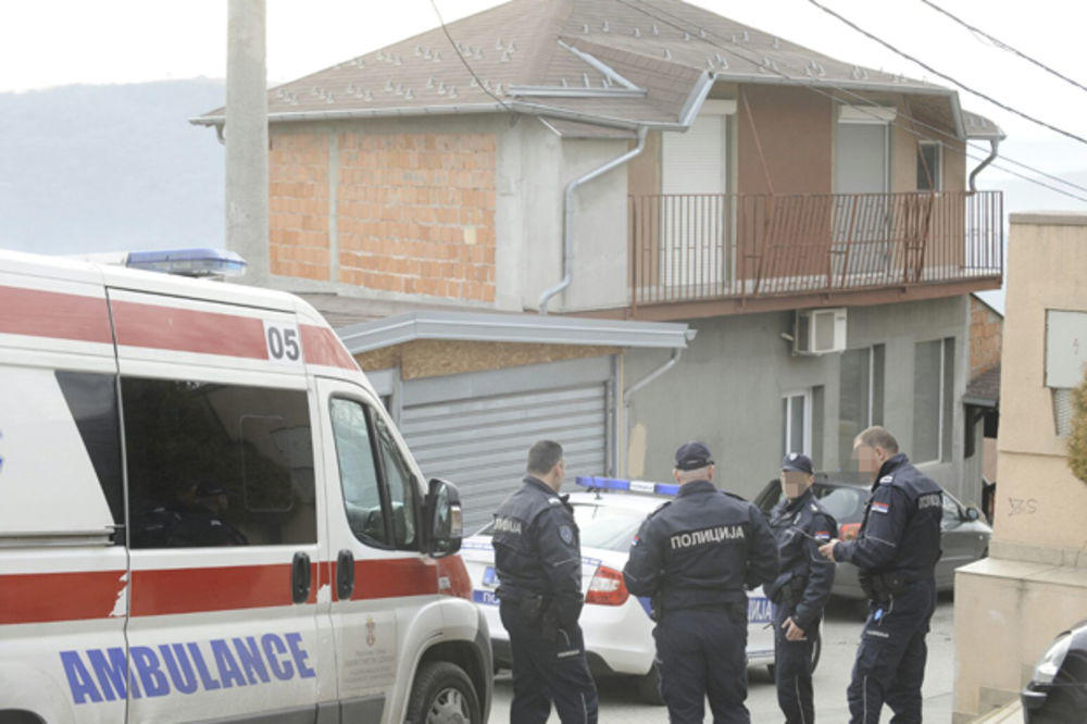 NEZAPAMĆENA TRAGEDIJA U MAČVI: Majka ostavila oproštajno pismo, pa se obesila, sin je video i presekao sebi vene