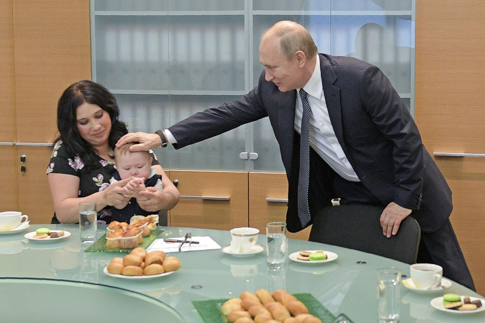 PUTINOVA ĆERKA KONAČNO IZAŠLA U JAVNOST: Marija je svet ostavila zatečenim kada je otkrila čime će se baviti!