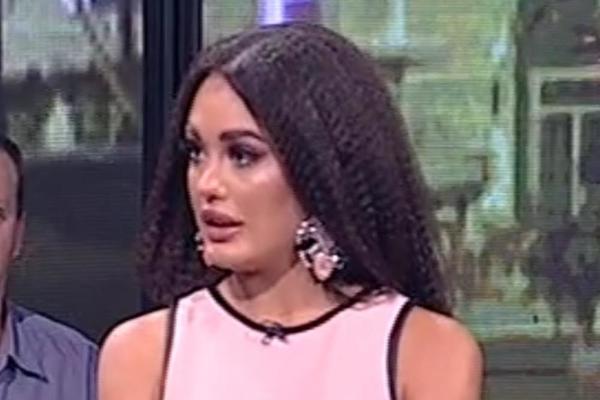 ANA KORAĆ NA STUBU SRAMA! Fanovi je napali zbog objave, a onda se oglasio i David! Njemu ČAK NI OVO NE SMETA (FOTO)