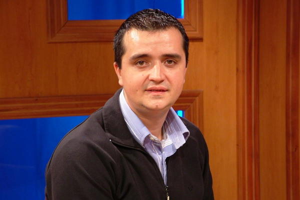 IGOR BULAT UMRO JE OD NAJPODMUKLIJE VRSTE RAKA: Nije poznato kako se dobija, a kad uočite simptome već je kasno