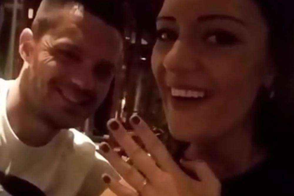 BATALILA ESTRADU, POSTALA LEKAR, A SAD SE UDAJE ZA FUDBALERA: Srpska pevačica proslavila DEVOJAČKO VEČE! SVE PRŠTI!