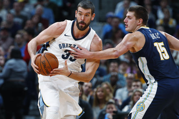 TREBALO MU JE 13 GODINA DA DOĐE DO DRESA LEJKERSA: Izabrali su ga na draftu 2007. ali će tek sad zaigrati za njih!