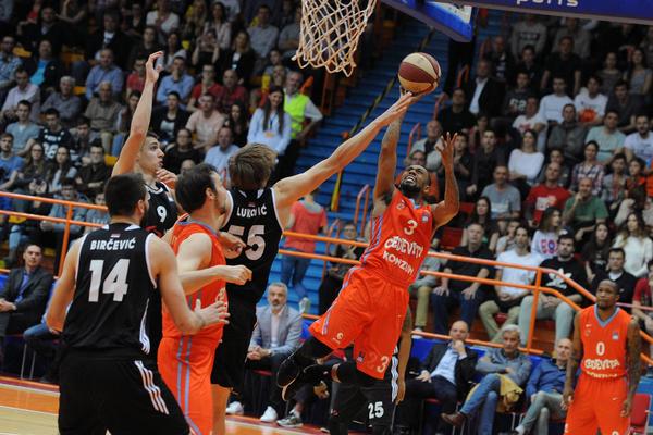 CEDEVITA OLIMPIJA NE STAJE: Došao je još jedan povratnik u ABA ligu! Biće to strašan tim!