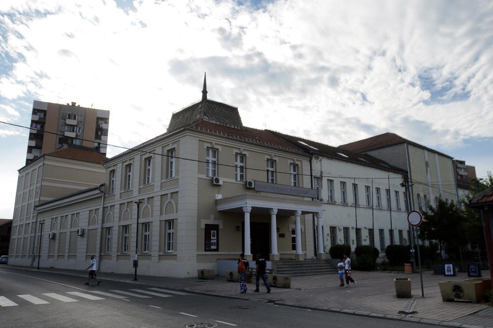 GRAD ZAJEČAR IMA DUGOGODIŠNJU TRADICIJU KULTURNO-UMETNIČKIH MANIFESTACIJA: Među njima najpoznatija Gitarijada!