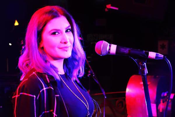 IZDALA JE ALBUM ALI NIJE BILA SPREMNA ZA ESTRADNI HAOS! Evo kako SADA živi i izgleda ĆERKA ŽELJKA SAMARDŽIĆA