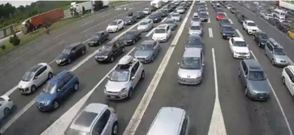 Na Batrovcima se čeka oko sat vremena, ali to je informacija samo za prelaz sa naše strene  