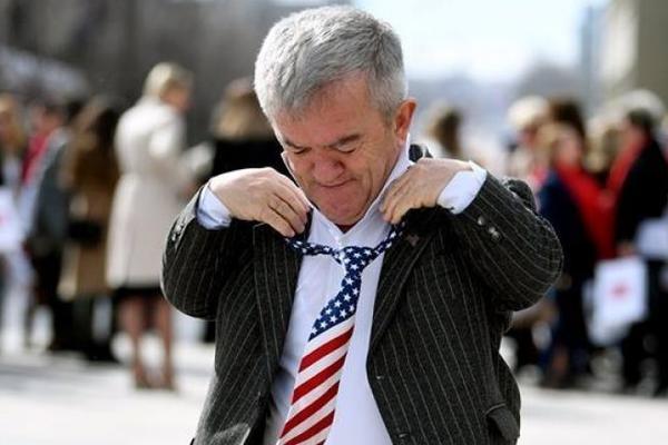 HARADINAJEVE GORILE IZVREĐALE MALOG ČOVEKA: Pažljivo PROČITAJTE kako im se ovaj OSVETIO