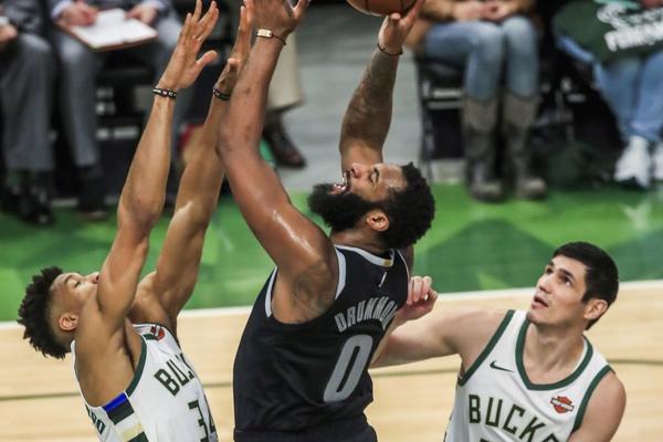 SAMO PRŠTE OTKAZI: Još jedna NBA zvezda odjavila reprezentaciju!