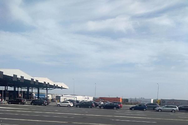 I MAĐARI NAM ZATVARAJU GRANICE! Od srede za sve putnike iz Srbije važe ova rigorozna pravila