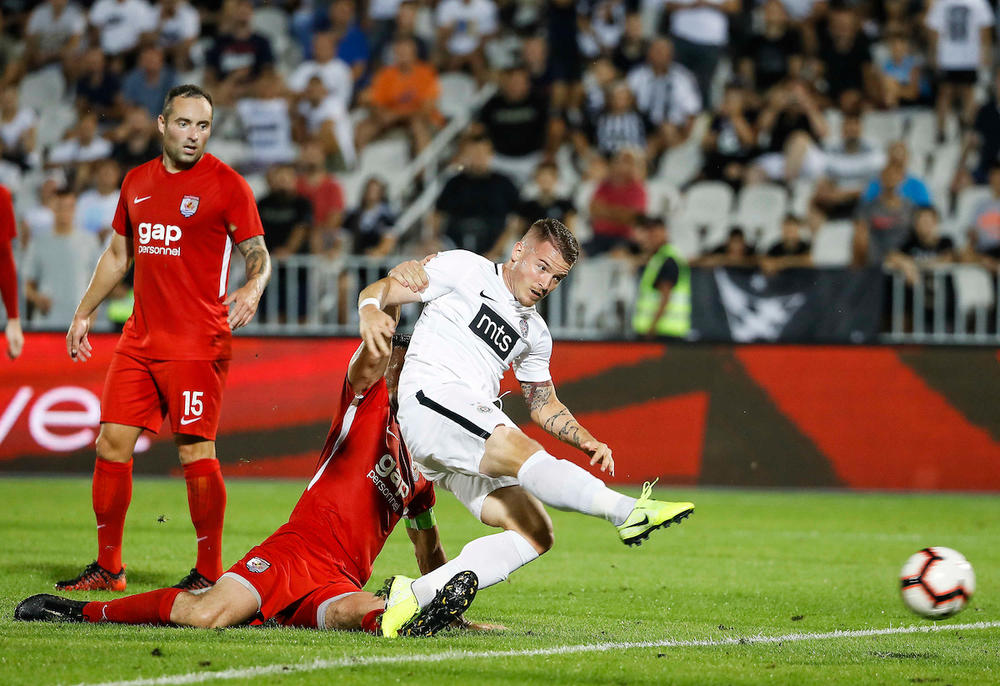 Ognjen Ožegović postiže gol