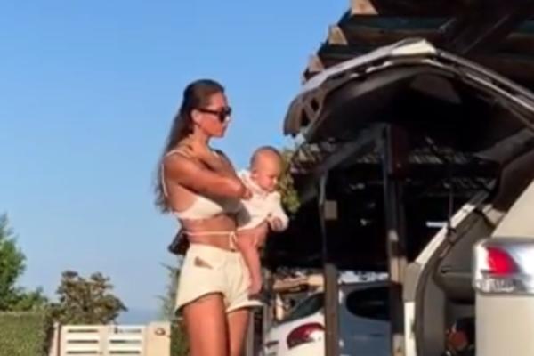 O PREZGODNOJ ANI PRIČA CEO SVET ZBOG OVE EGZIBICIJE: Ostavila je sve BEZ DAHA! (VIDEO)