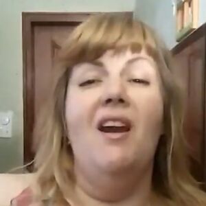 SEĆATE LI SE SIMONIDE "HOPA CUPA"? Bila internet SENZACIJA, a sad je prati SAMO ŠAČICA LJUDI! Evo šta OBJAVLJUJE