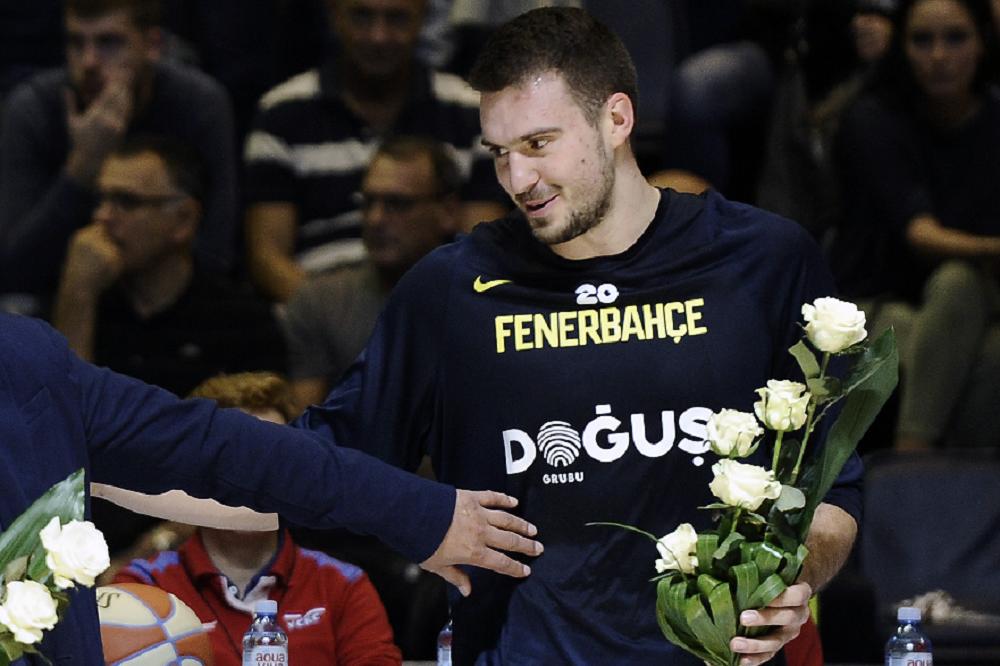 GUDURIĆ SE OPROSTIO OD FENERA: Zajedno smo se smejali i plakali! Nismo uspeli, ali smo se zato borili do kraja!