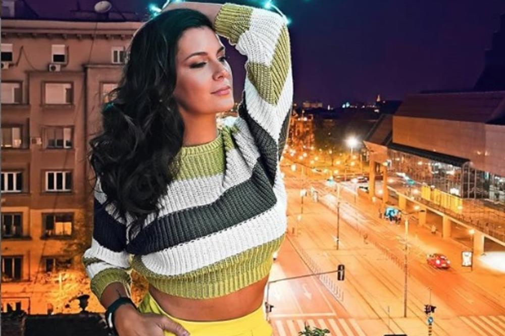 MARIJA KILIBARDA POKAZALA PRAVO LICE: Važi za NAJLEPŠU VODITELJKU, a ovako izgleda bez trunke ŠMINKE! (FOTO)