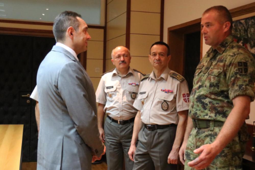 OVAKVU HRABROST SRBIJA SKORO NIJE VIDELA Podoficir Vojske Srbije junački uskočio da POMOGNE